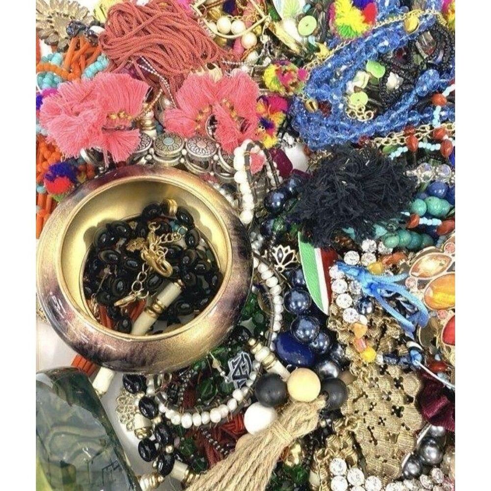 15+ Piece Mixed Fashion Costume Jewelry Lot All Wearable Modern Vintage Estate